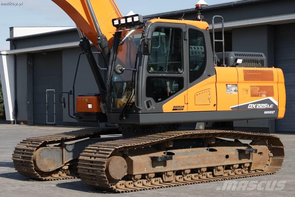 Doosan DX 225 LC-7 Gravemaskiner på larvebånd