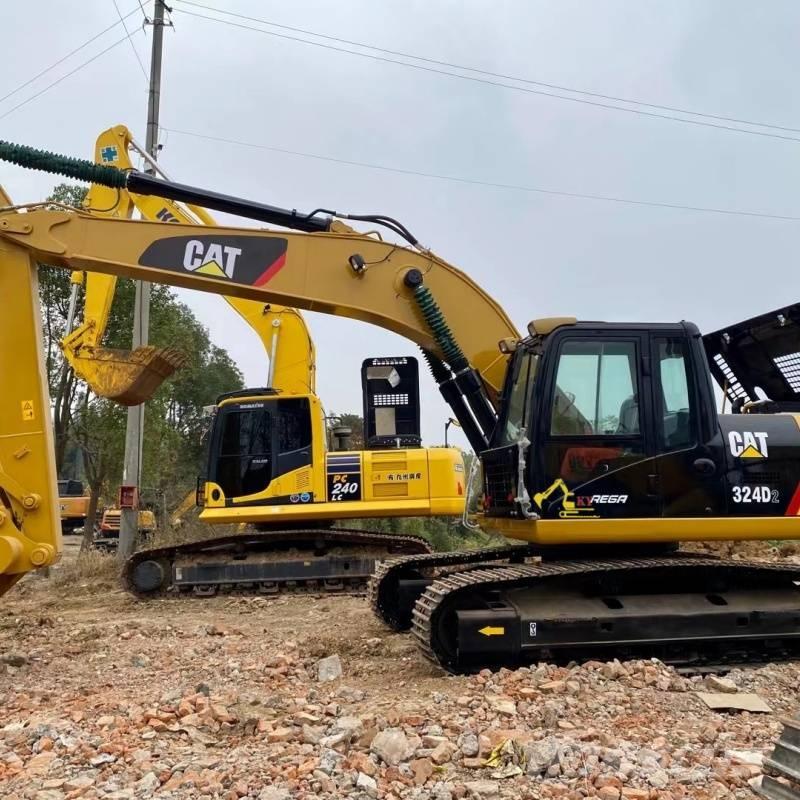CAT 324 D Gravemaskiner på larvebånd