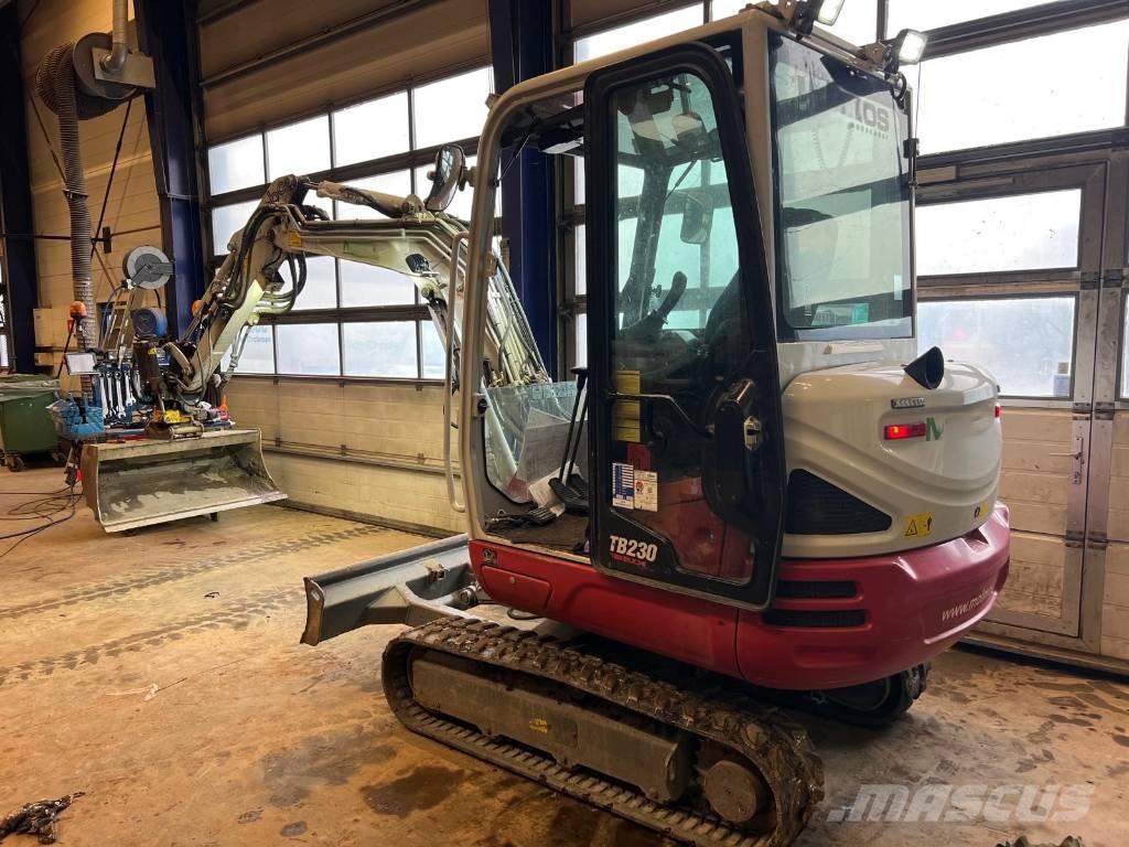 Takeuchi TB 230 Minigravemaskiner