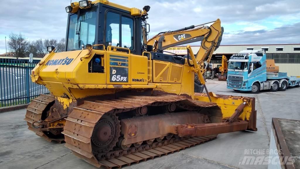 Komatsu D65PX-18 Bulldozer på larvebånd