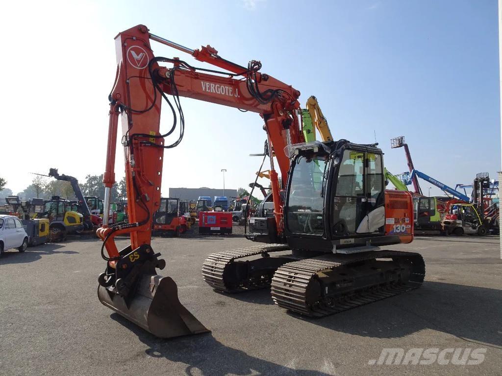 Hitachi ZX130LCN-6 Gravemaskiner på larvebånd