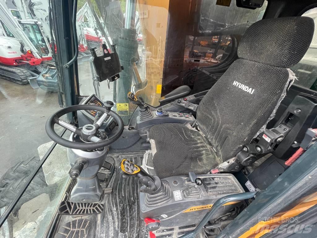 Hyundai HW160 Gravemaskiner på hjul