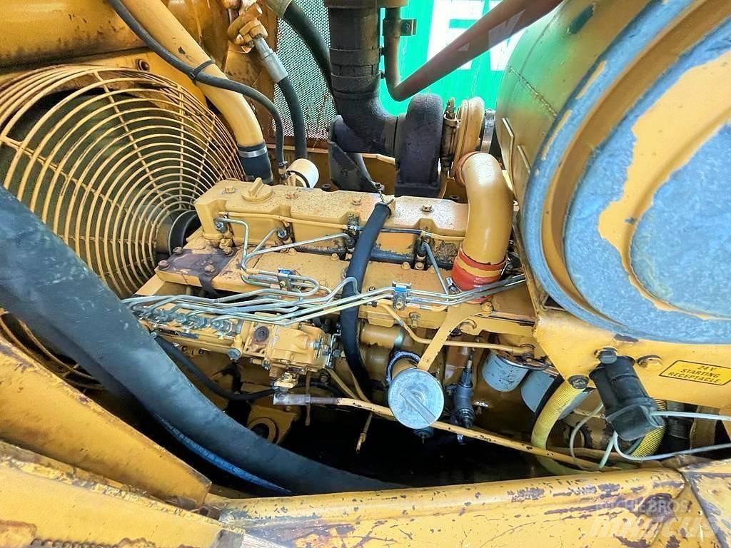 Dresser TD 15 E Bulldozer på larvebånd