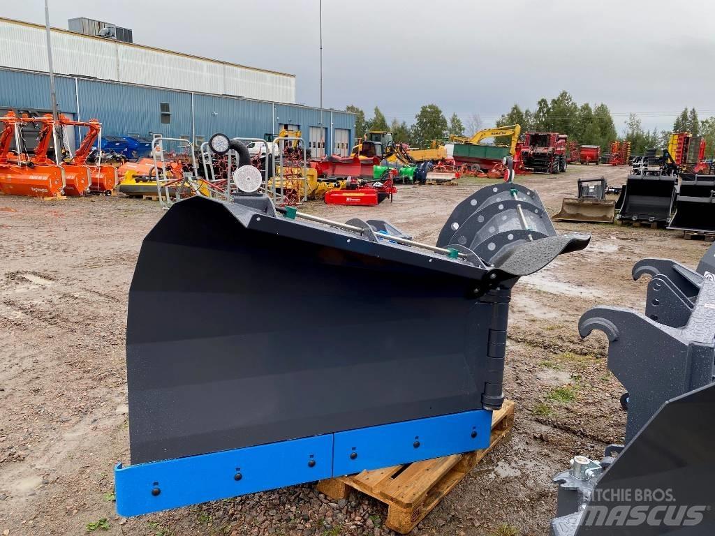 SE Equipment  Vikplog Sneskovle og -plove
