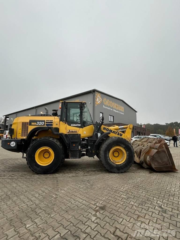 Komatsu WA 320 Læssemaskiner på hjul