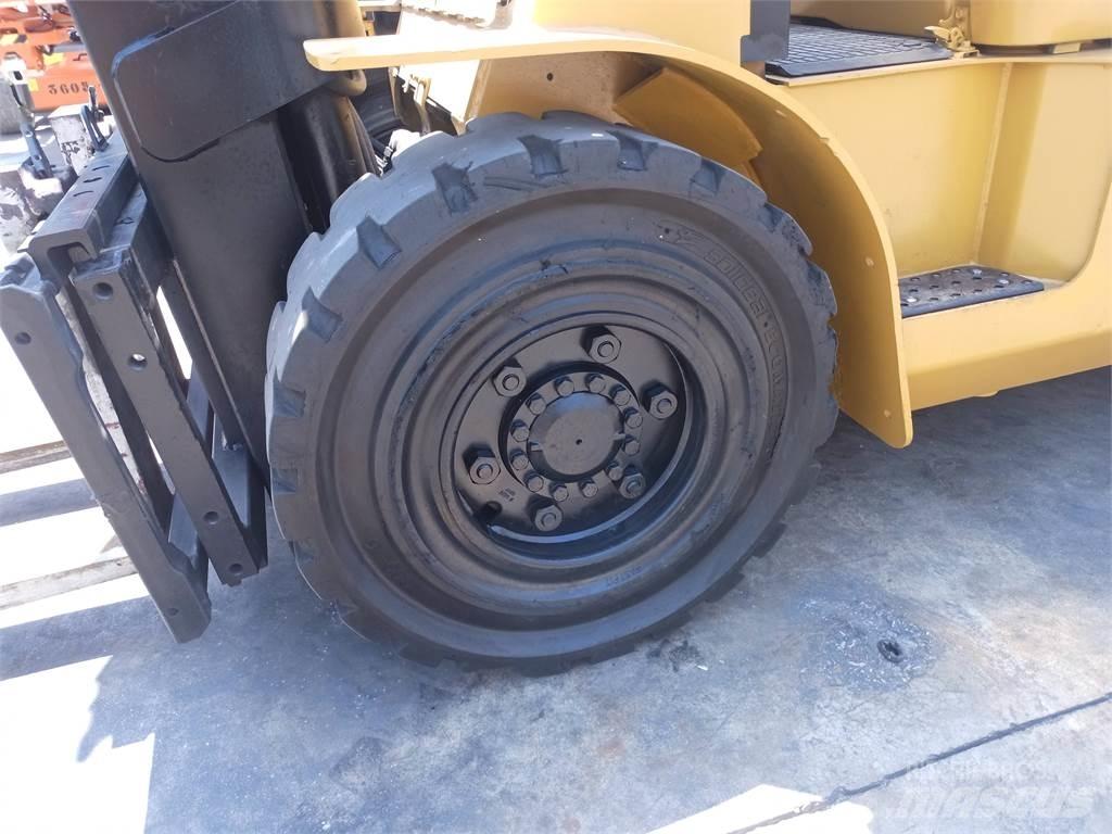 CAT DP45K Diesel gaffeltrucks