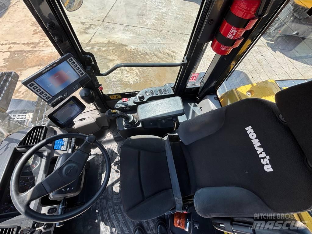 Komatsu WA270-8E0 Læssemaskiner på hjul
