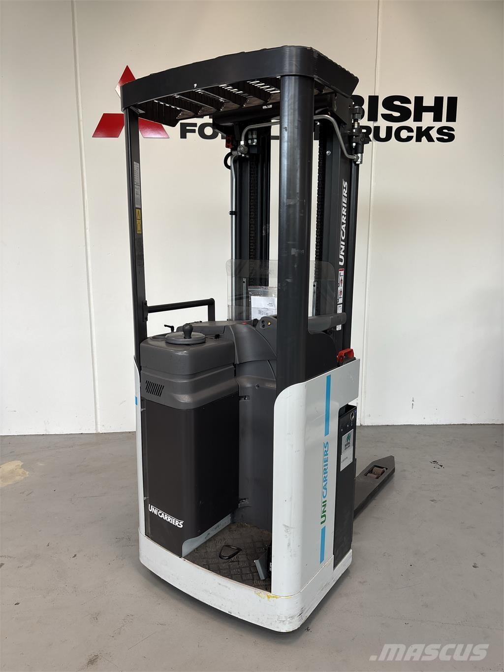 Atlet A160 Selvkørende stablere