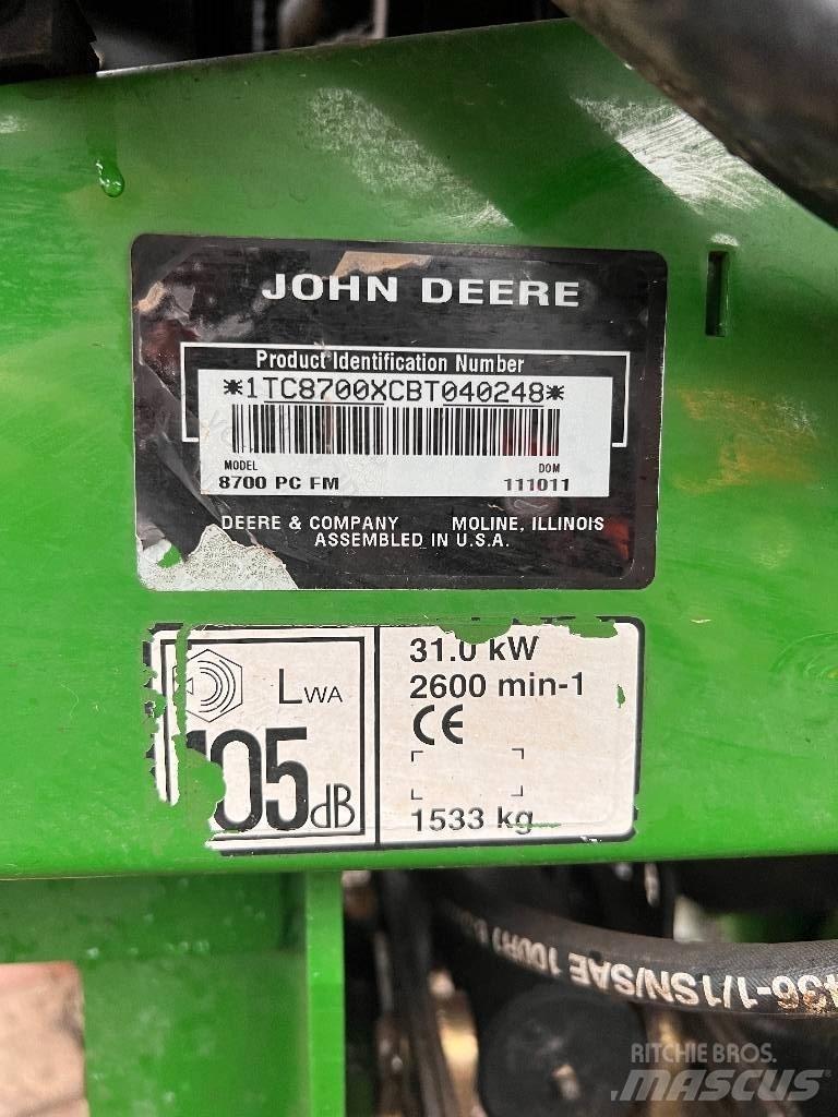 John Deere 8700 Fairway klippere