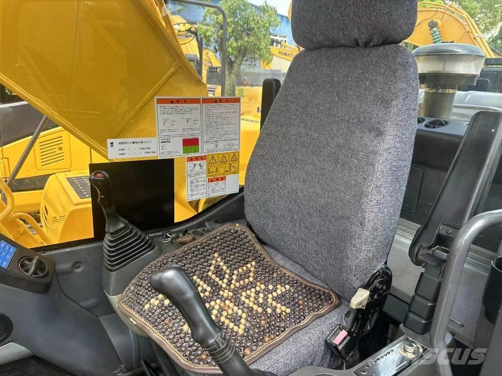 Komatsu PC 220 Gravemaskiner på larvebånd