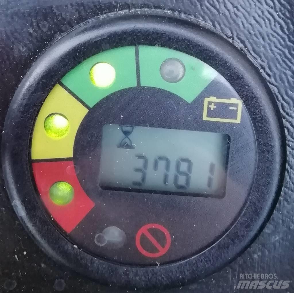 Hyster S1.4 Gaffelstabler med gående fører