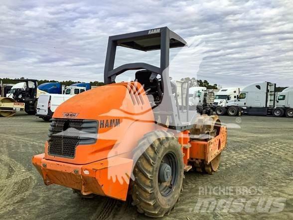 Hamm 3307P Enkelt tromle