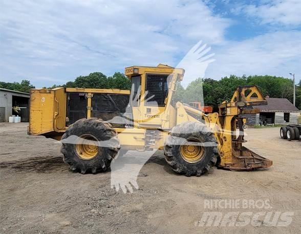 Tigercat 720G Fældebunkelæggere