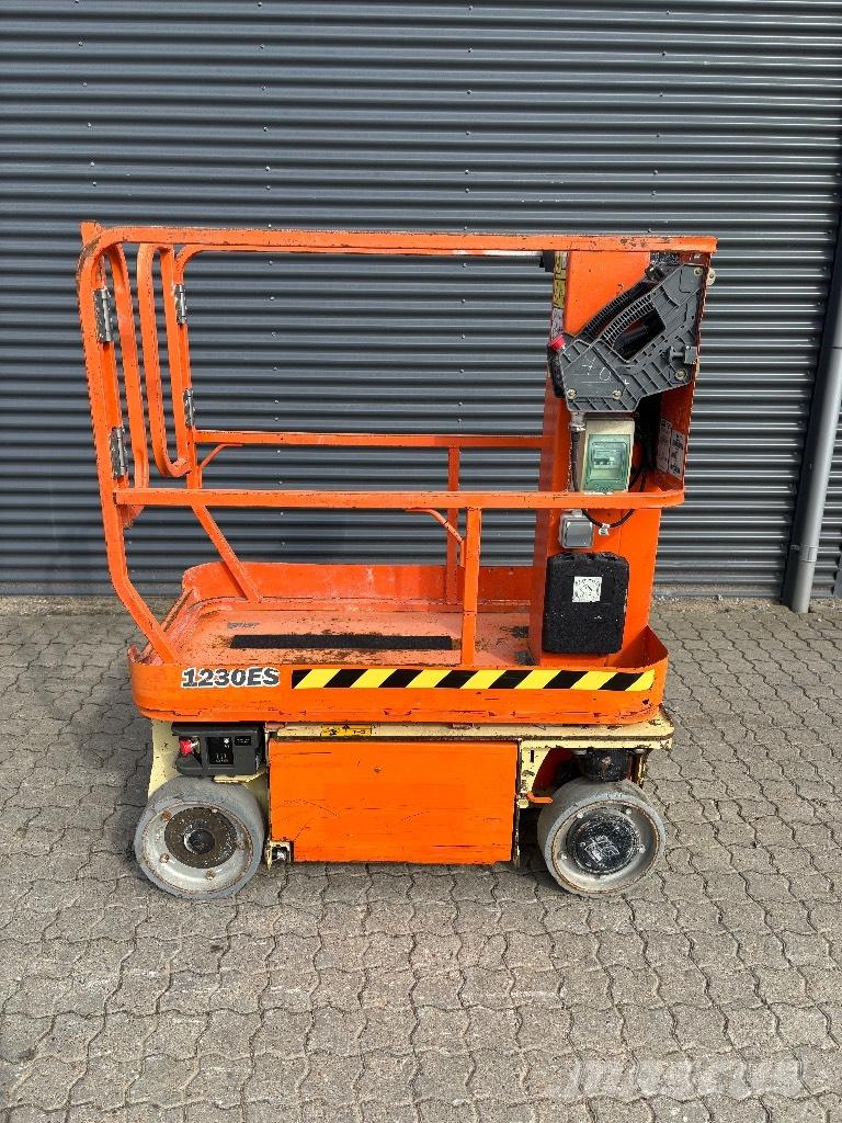JLG 1230 ES Søjlelifte