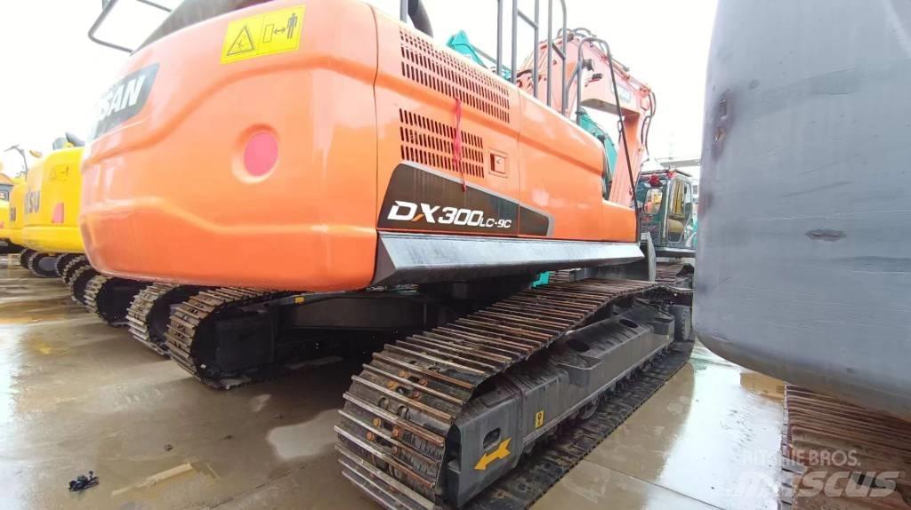 Doosan DX300 LC-9C Gravemaskiner på larvebånd