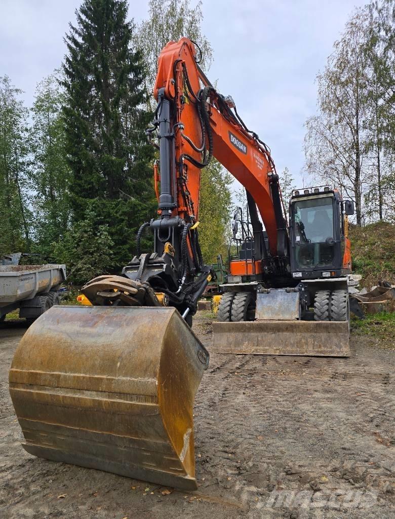 Doosan DX 170 W-5 Gravemaskiner på hjul