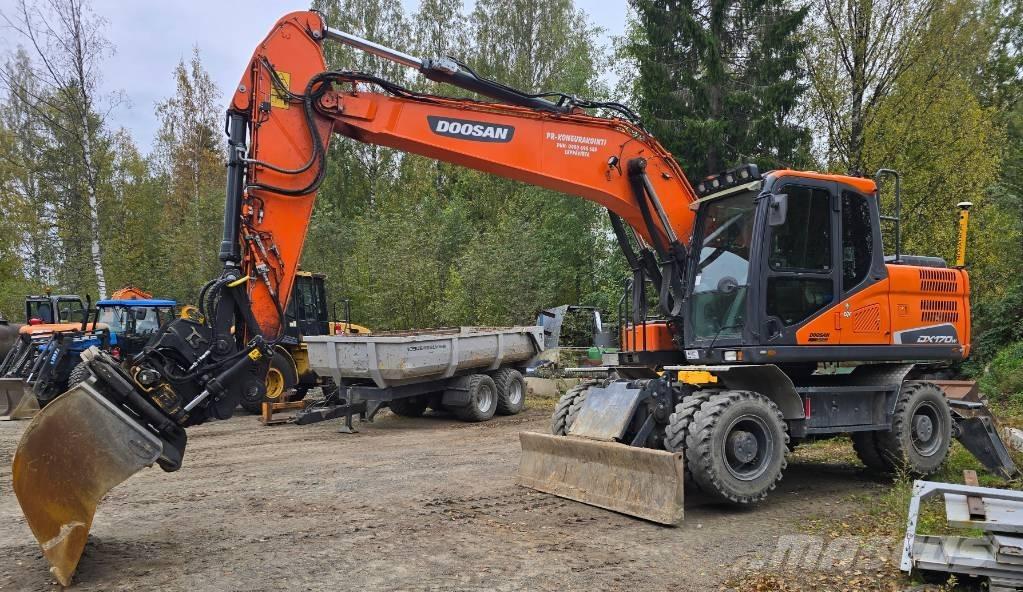 Doosan DX 170 W-5 Gravemaskiner på hjul