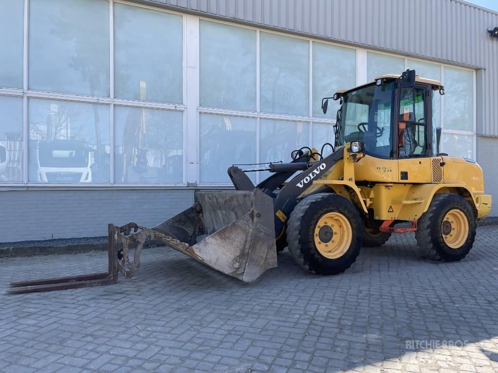 Volvo L 30 G     2018     CE Læssemaskiner på hjul