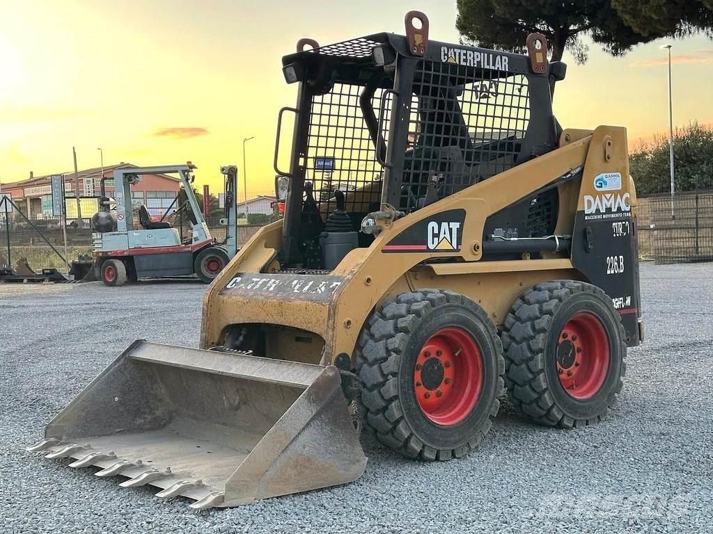 CAT 226BHF Minilæsser - knækstyret
