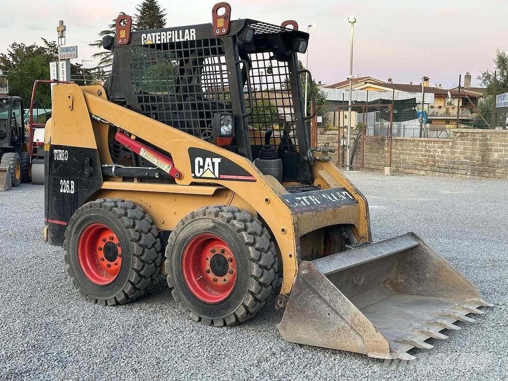 CAT 226BHF Minilæsser - knækstyret
