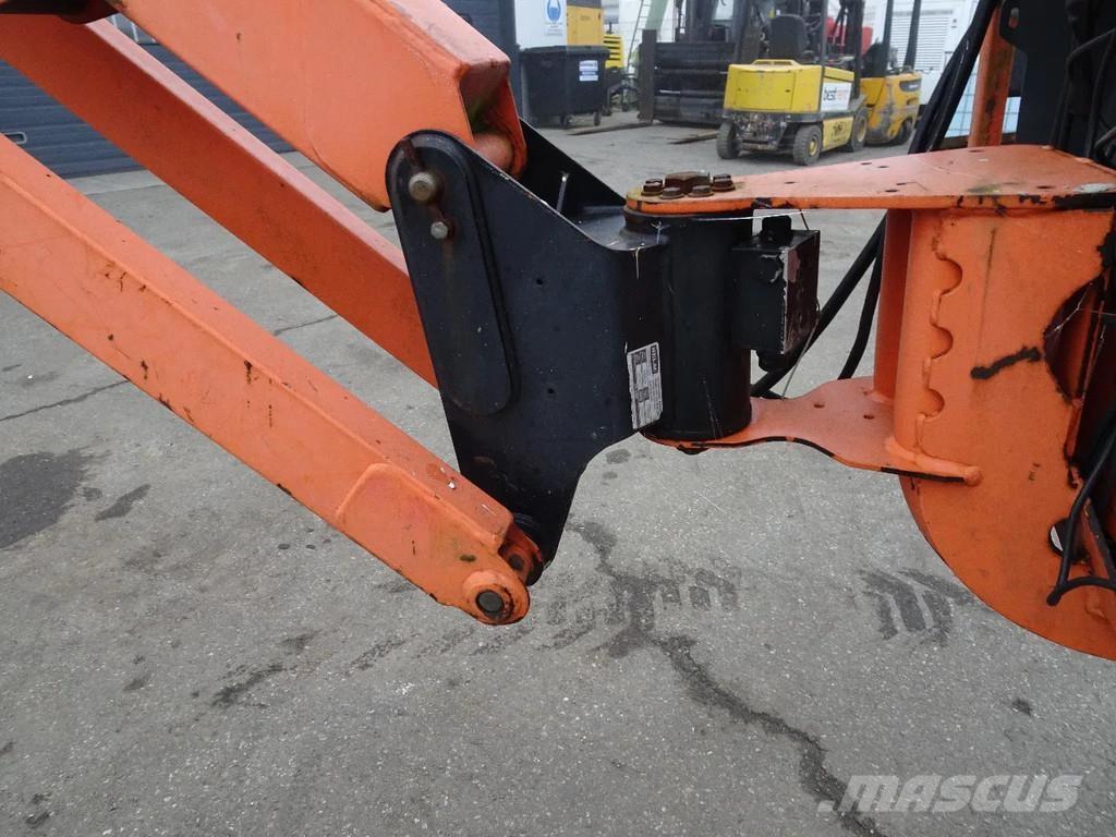 JLG 600AJ Bomlifte med knækarm