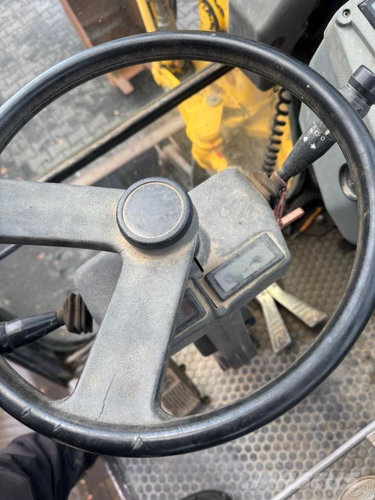 Kramer-allrad 812 Midi-gravemaskiner 7t - 12t