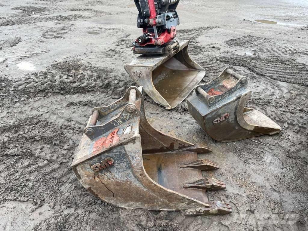 Takeuchi TB 240 Minigravemaskiner