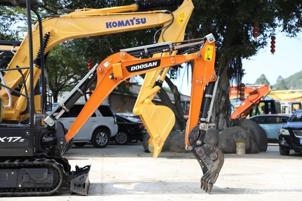 Doosan DX 17 Gravemaskiner på larvebånd