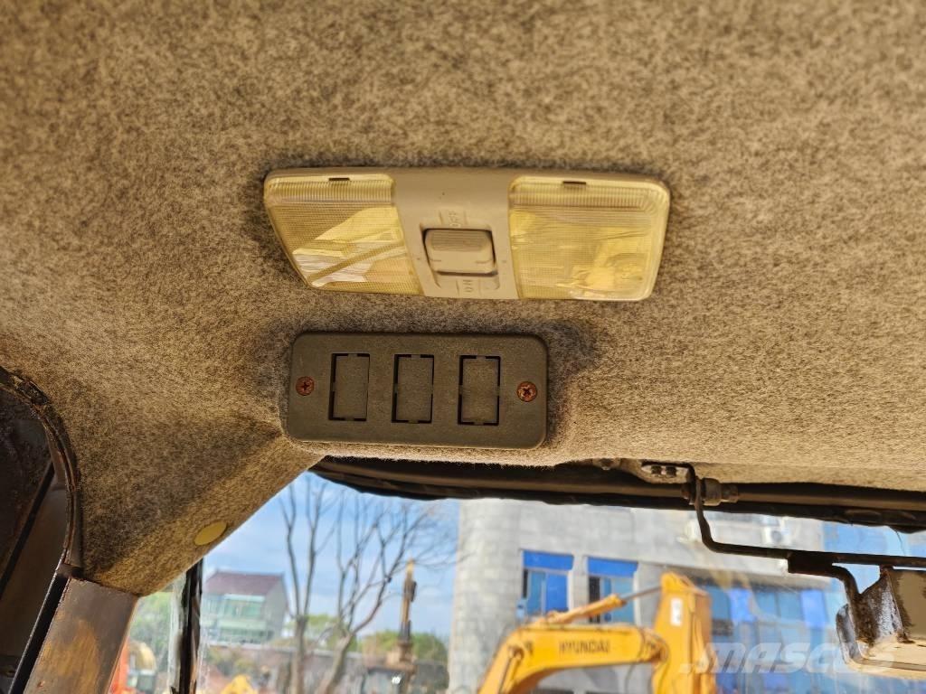 Komatsu WA 500-3 Læssemaskiner på hjul