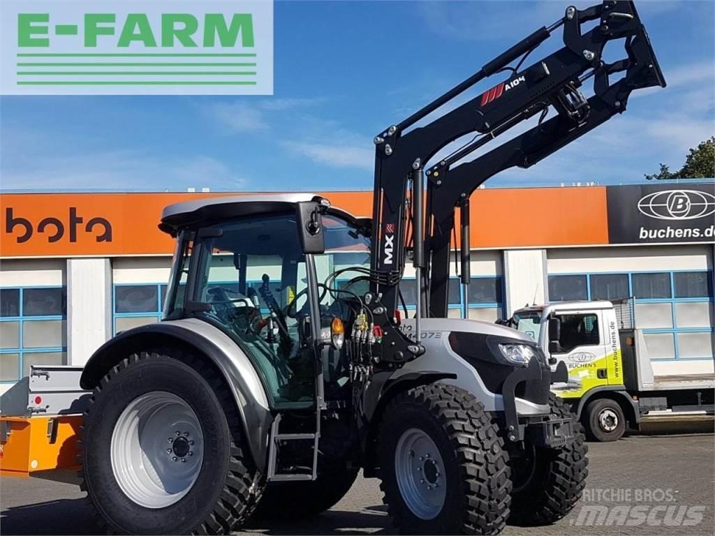 Kubota m4073 cab Traktorer