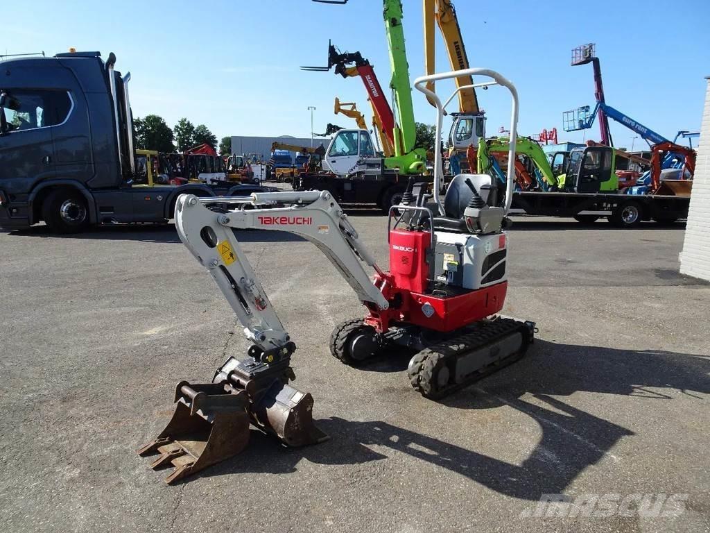 Takeuchi TB210 Minigravemaskiner