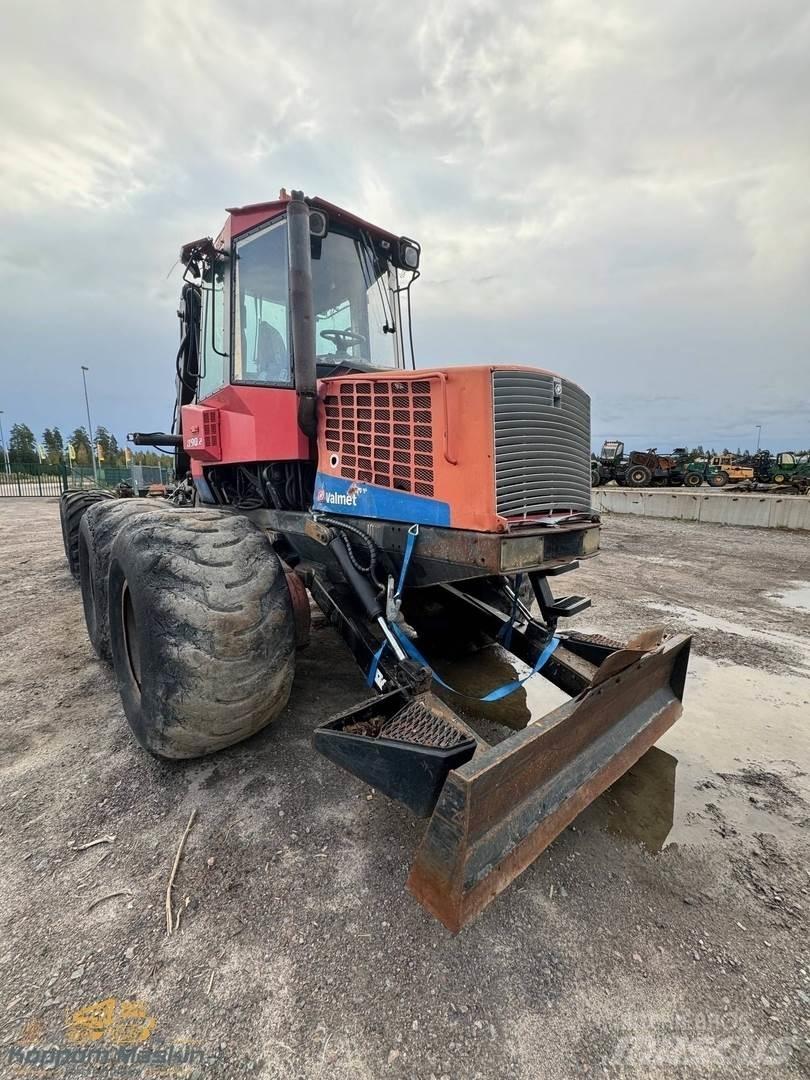 Valmet 890.2 Udkørselsmaskiner