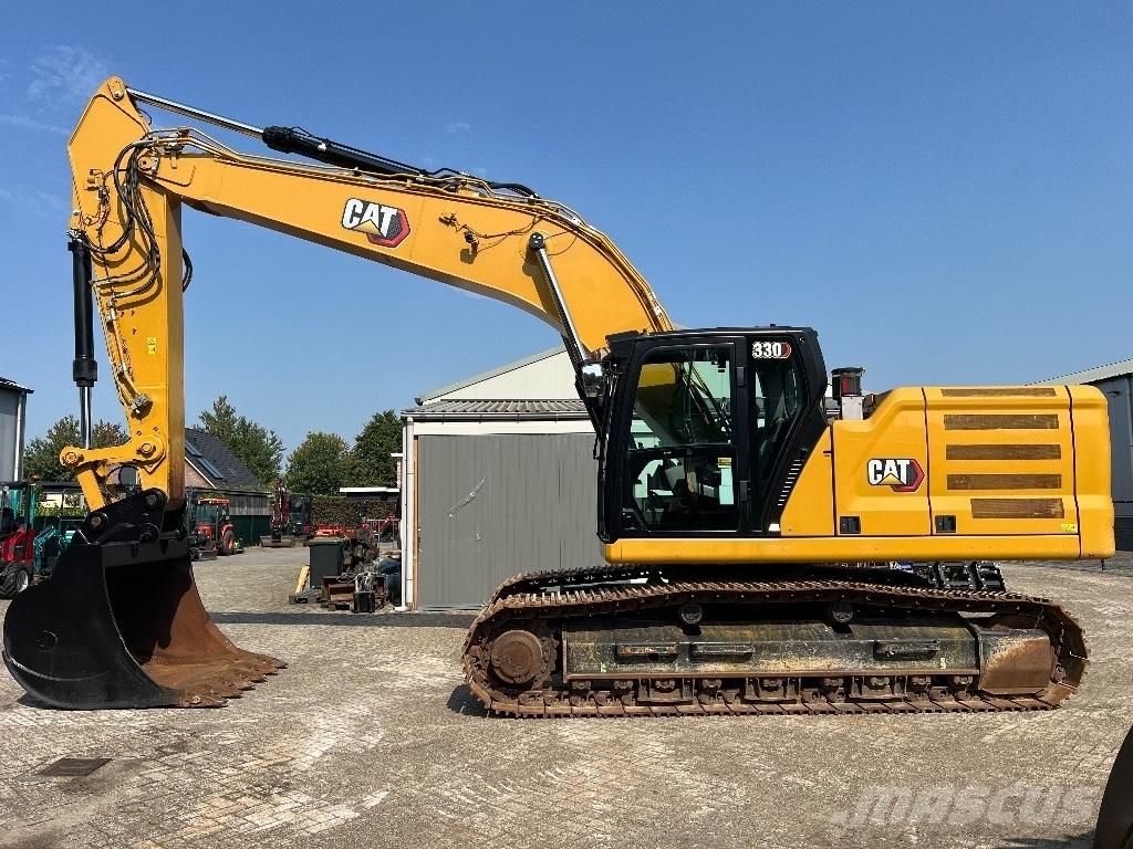 CAT 330 Gravemaskiner på larvebånd