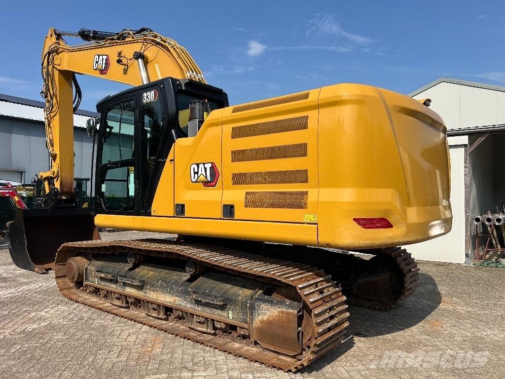 CAT 330 Gravemaskiner på larvebånd