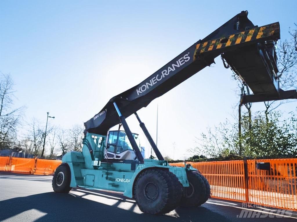 Konecranes SMV 4531 Gaffeltruck til containerhåndtering