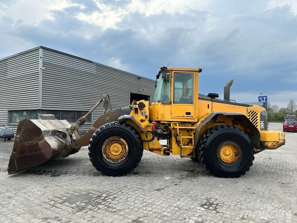 Volvo L120E Læssemaskiner på hjul