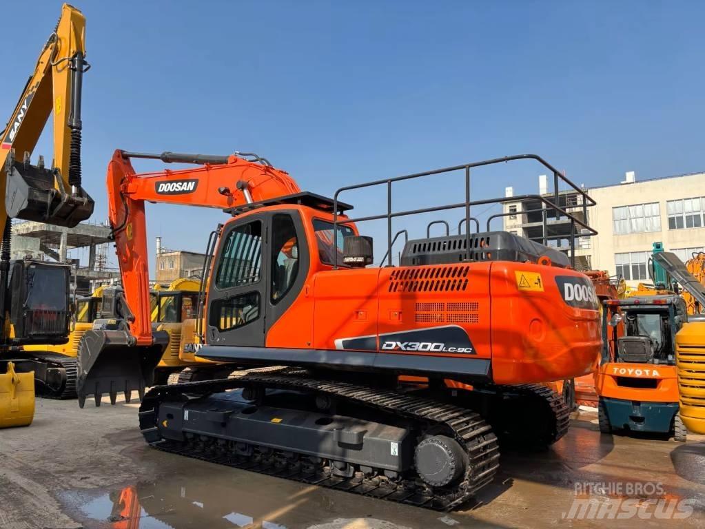 Doosan DX 300 LC - 9 C Minigravemaskiner
