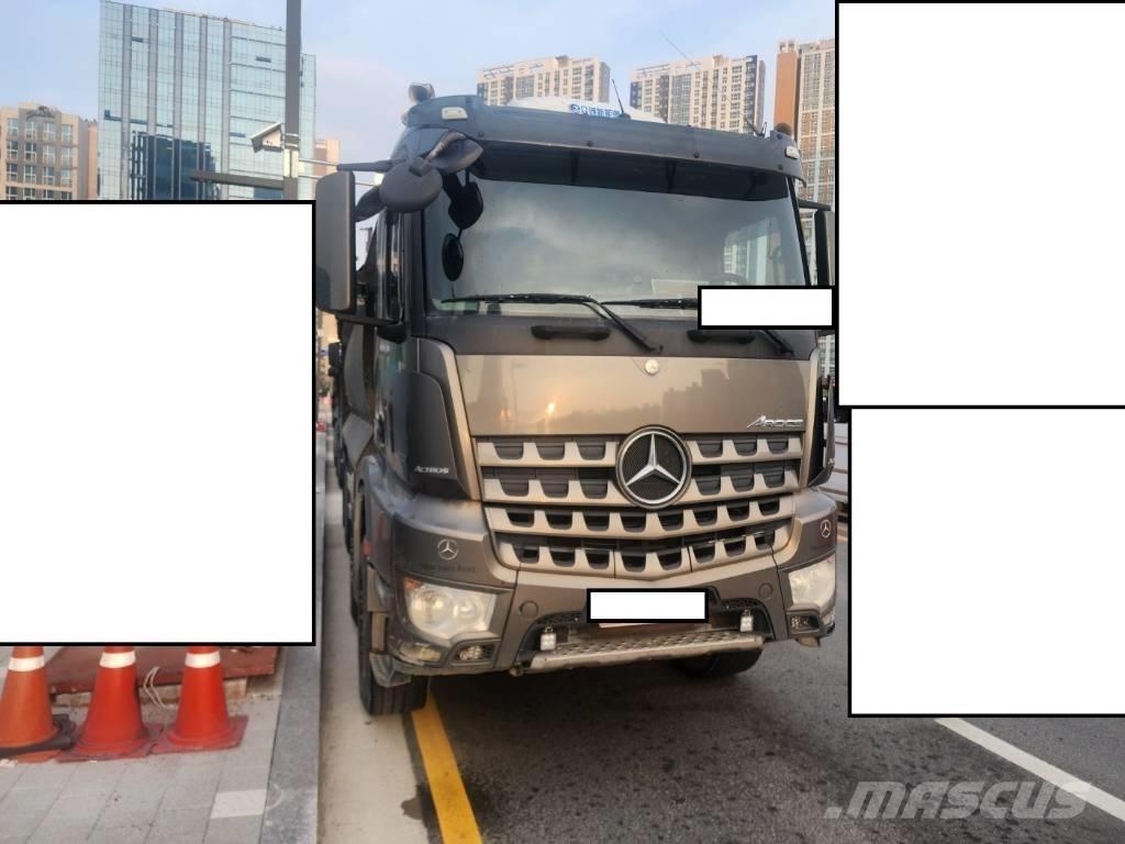 Mercedes-Benz 3951K Dumpere