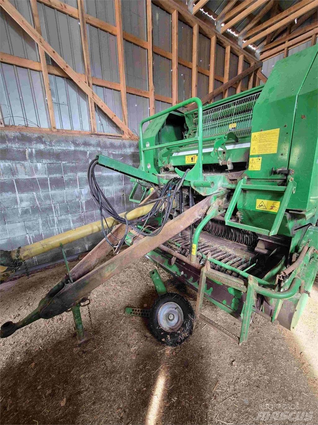 McHale F550 Rundballe-pressere