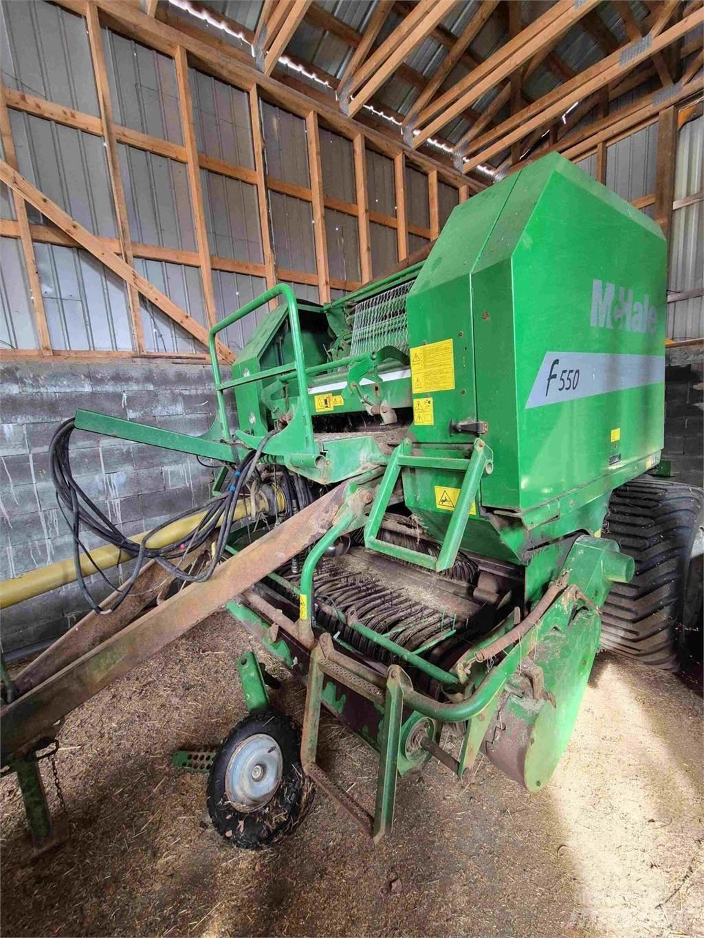 McHale F550 Rundballe-pressere