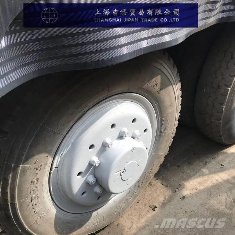 Sany STC1000 Kraner til alt terræn