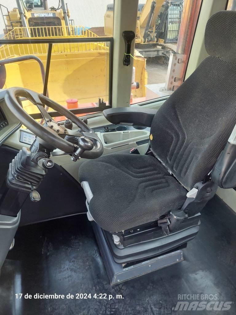 Doosan DA 40 Terrængående lastbiler