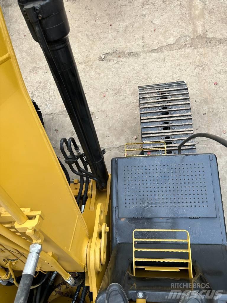 CAT 320 D Gravemaskiner på larvebånd