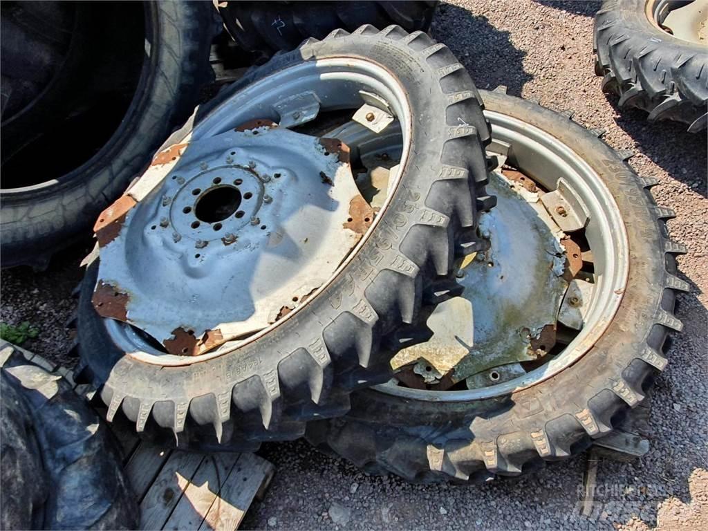 BKT 230/95R44 x2 Hjul, Dæk og Fælge