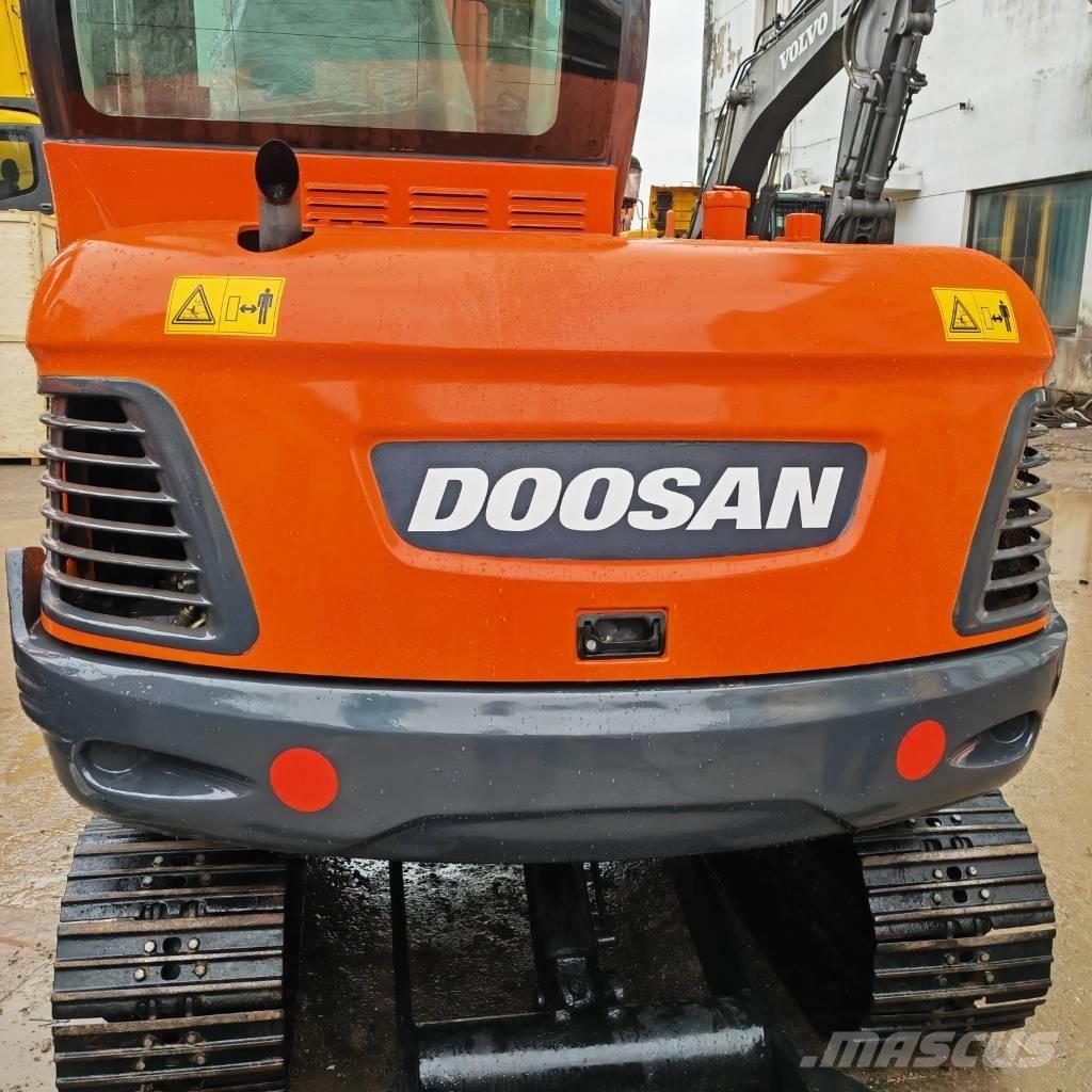 Doosan DX 55-9 C Gravemaskiner på larvebånd