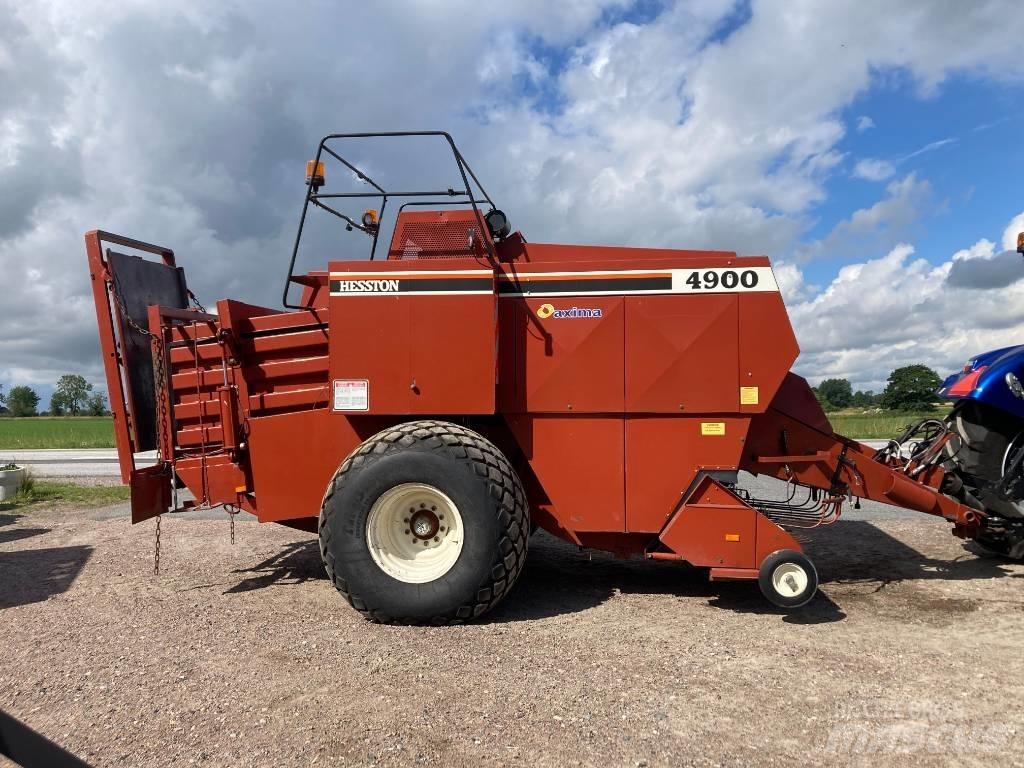 Hesston 4900 Pressere til firkantede baller