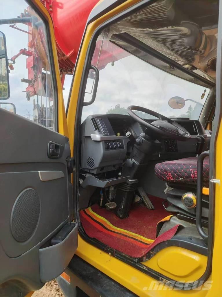 Sany STC1300C8 Kraner til alt terræn