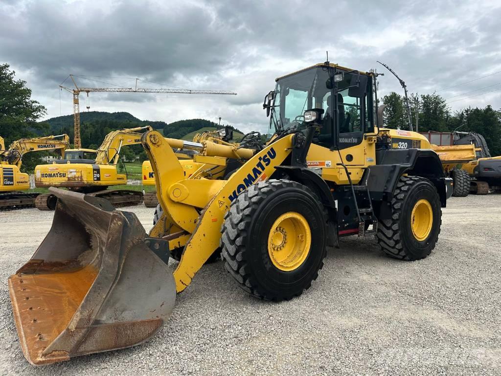 Komatsu WA 320-7 Læssemaskiner på hjul