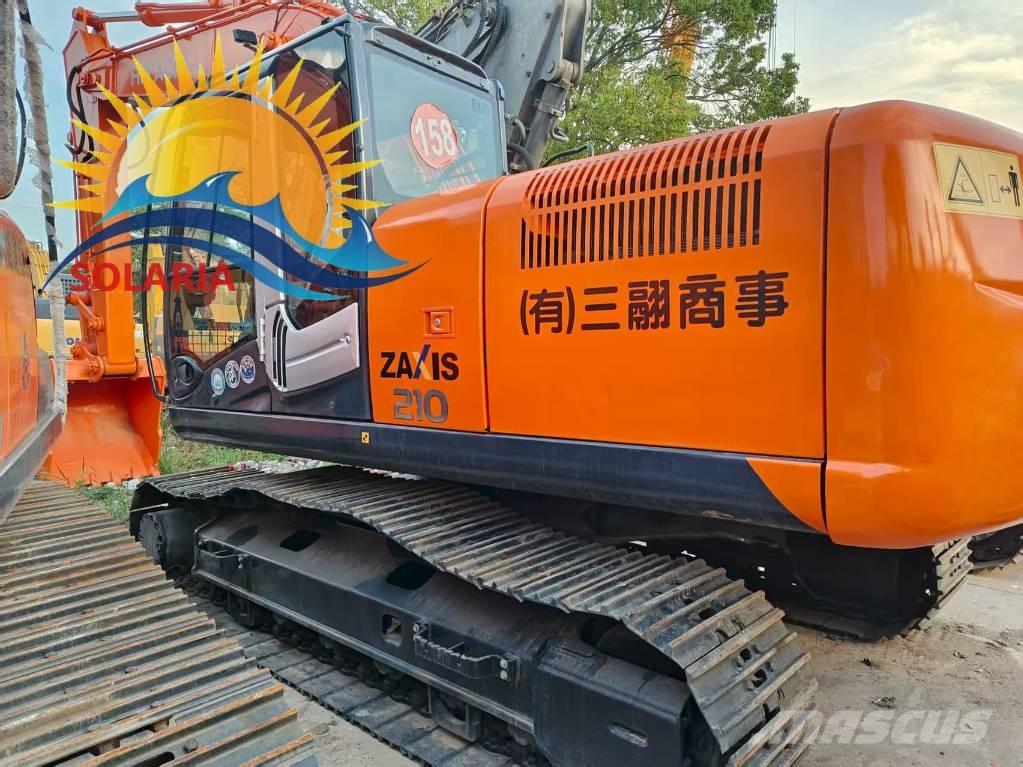 Hitachi ZX 210 Gravemaskiner på larvebånd