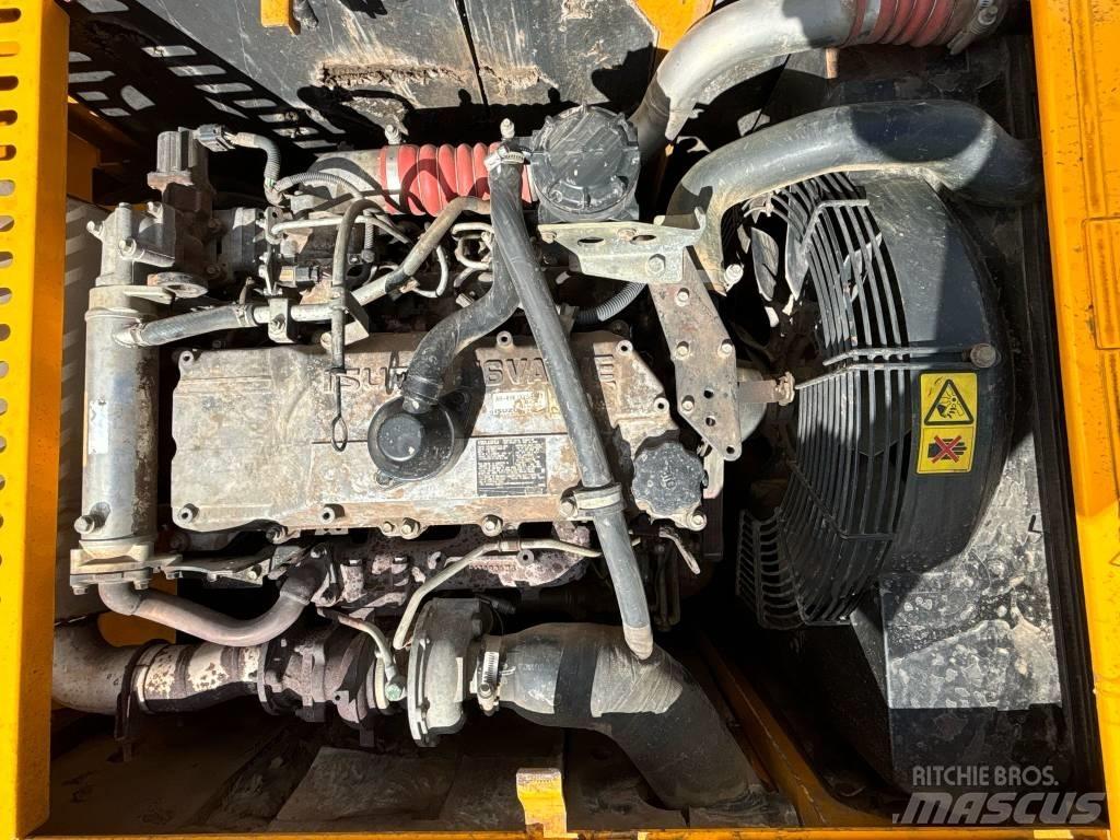JCB JS 260 LC Gravemaskiner på larvebånd